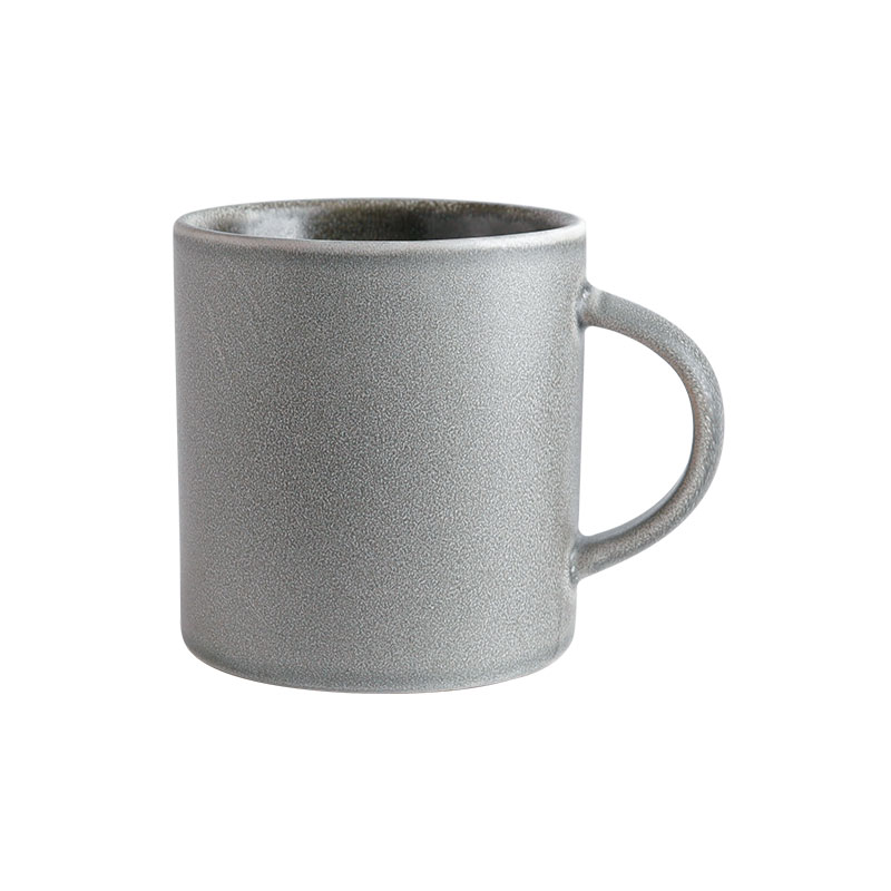 gray mugs
